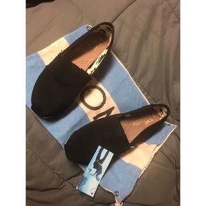 Women’s TOMS Black Canvas